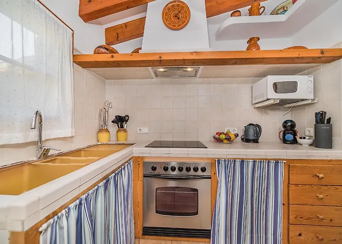 Villa Es Coste Rafal By Sunvillas Mallorca